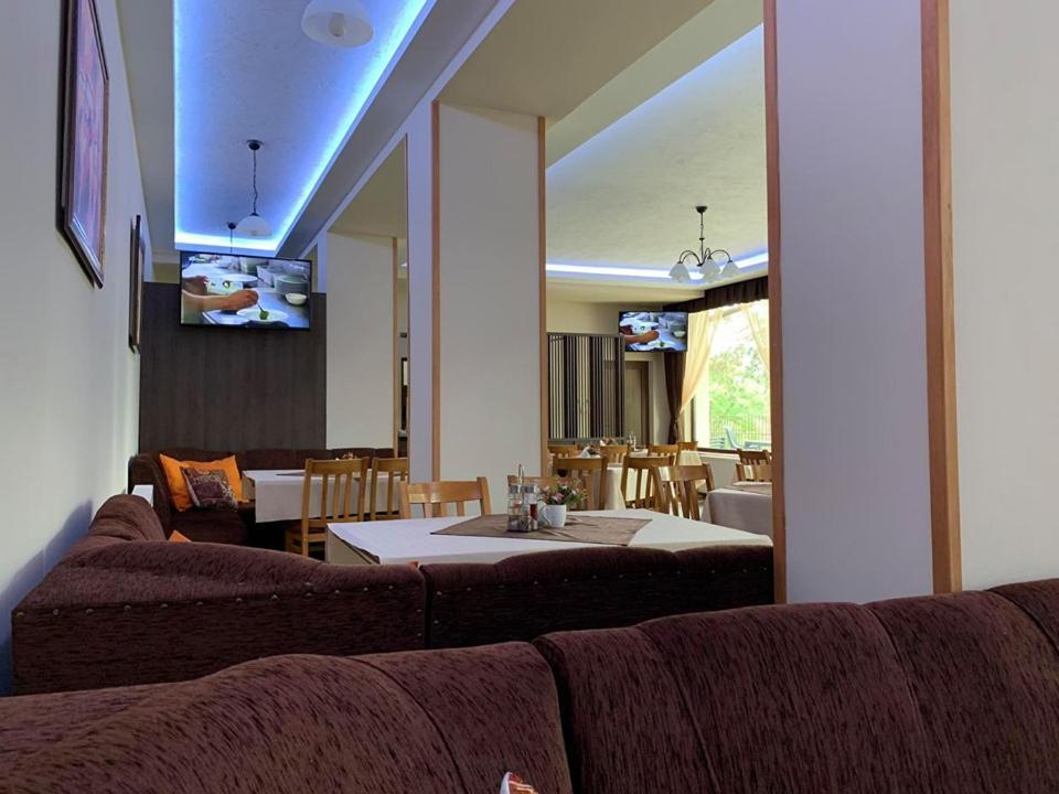 Hotel Velista Voneshta Voda Eksteriør billede